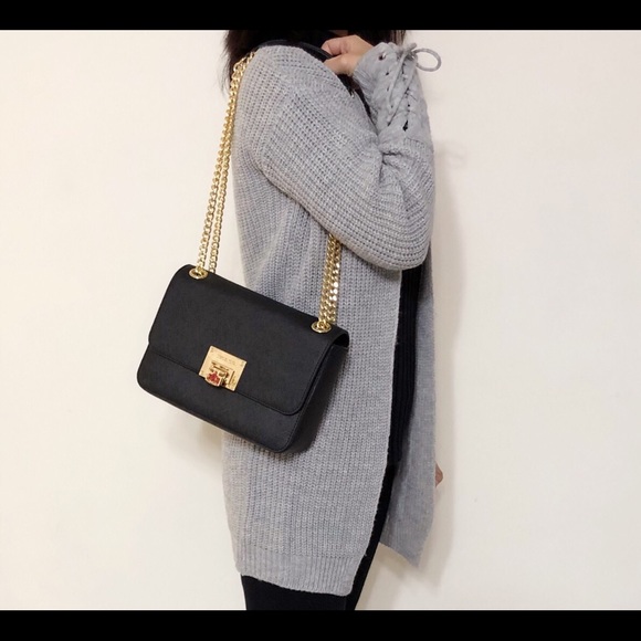 NWT MICHAEL KORS Tina Gold Chain Shoulder bag - Picture 8 of 8